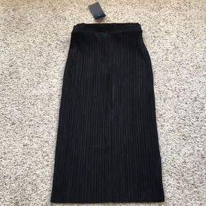 Beautiful midi skirt.